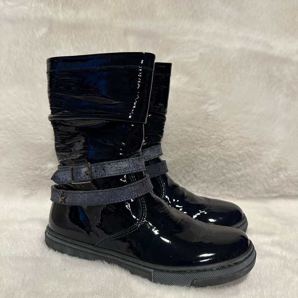 Leather boots Kickers